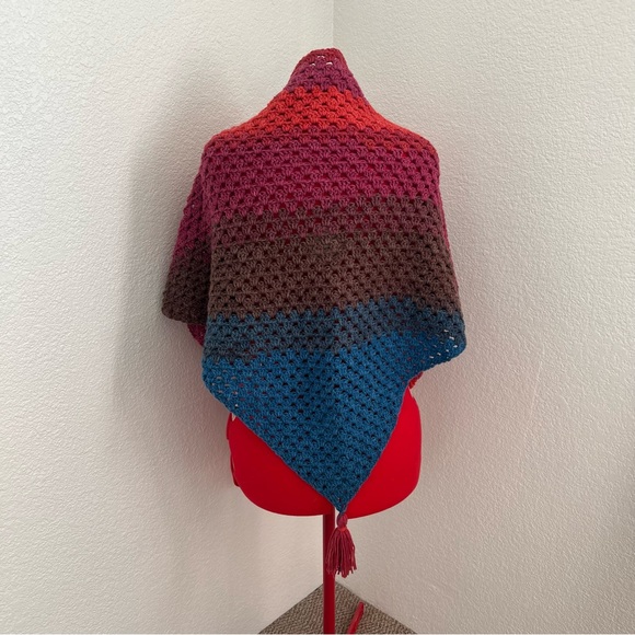 Handmade Crochet Boho Shawl Cape Wrap Scarf NWT - Picture 4 of 9
